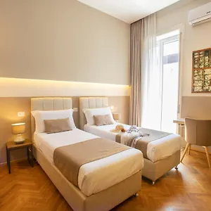 https://palazzo-depretis-naples.hotels-amalfi.com