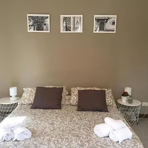 https://domus-santa-caterina-rome.it-romehotels.com